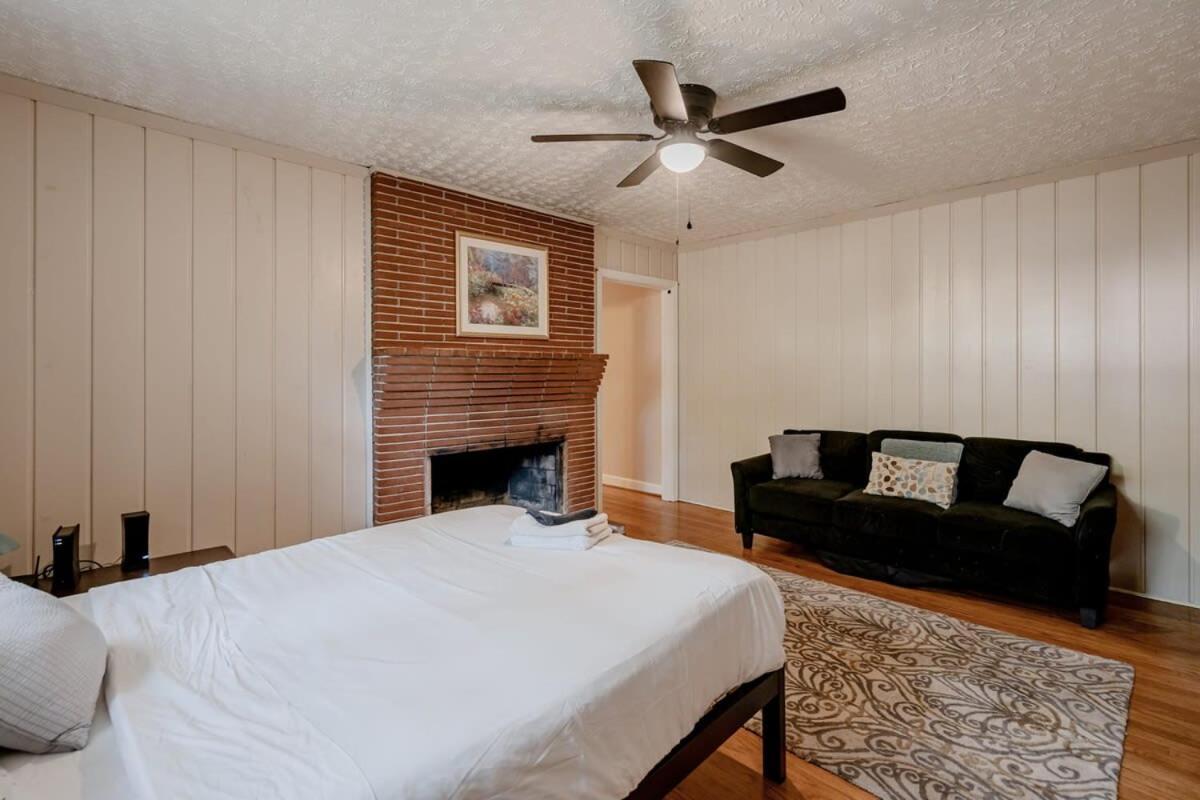 5 Mins To Fort Jackson - The Wooded Hilltop Ranch Columbia Exterior foto